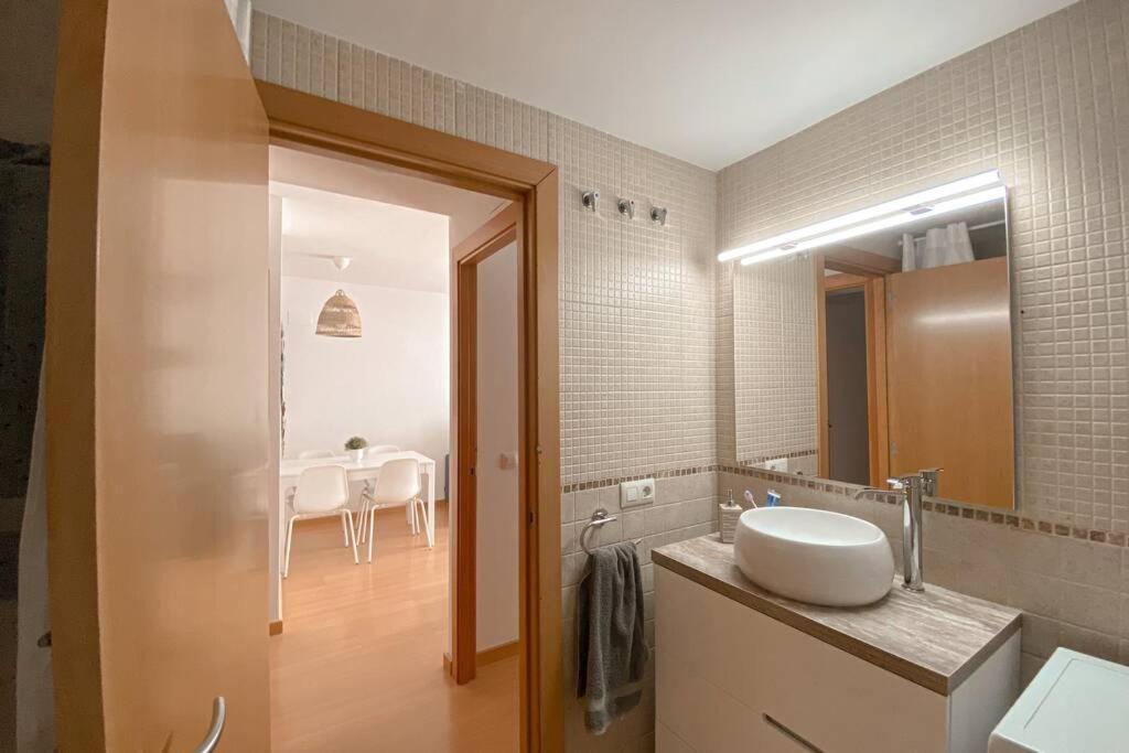 Blue Marina - Terraza, Piscina Y Wifi Gratis Apartment โรเซส ภายนอก รูปภาพ