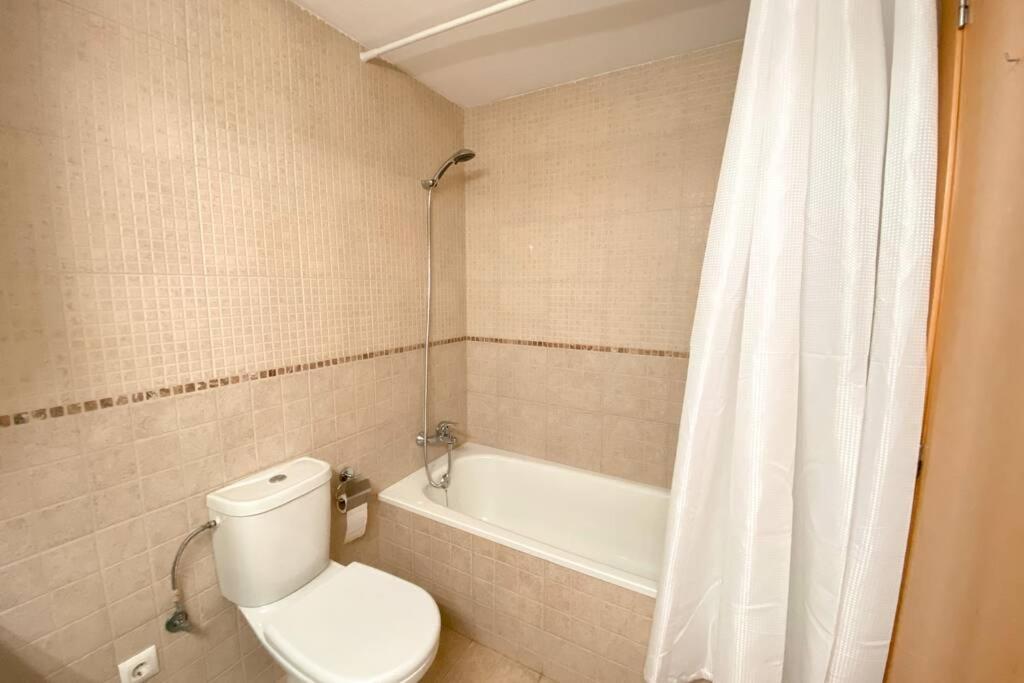 Blue Marina - Terraza, Piscina Y Wifi Gratis Apartment โรเซส ภายนอก รูปภาพ
